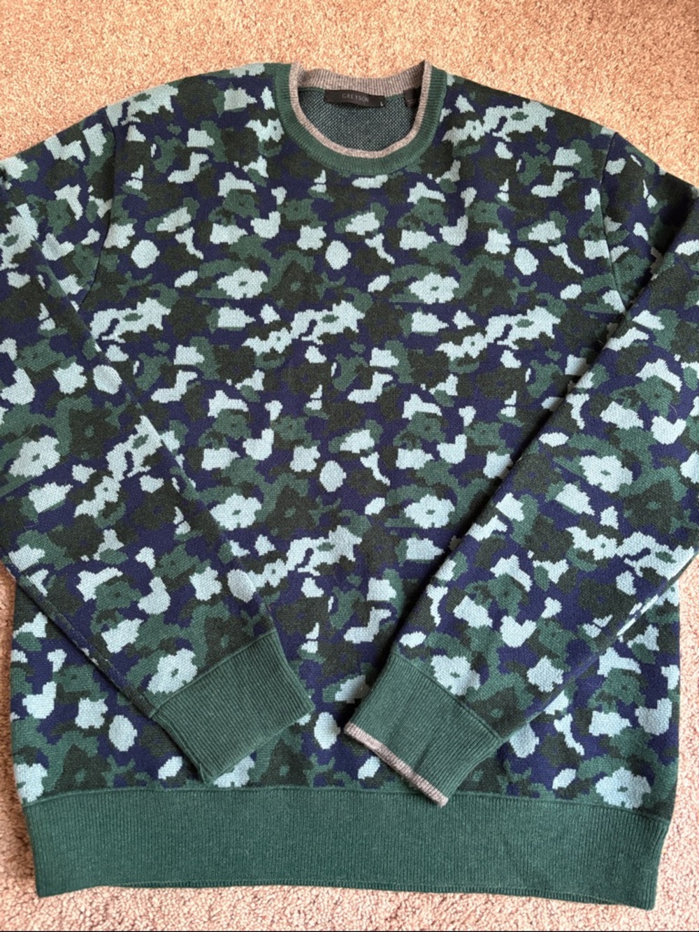 Greyson Floral Camo Tomahawk Sweater - Abyss Green - Men’s Large cozy warm comfy